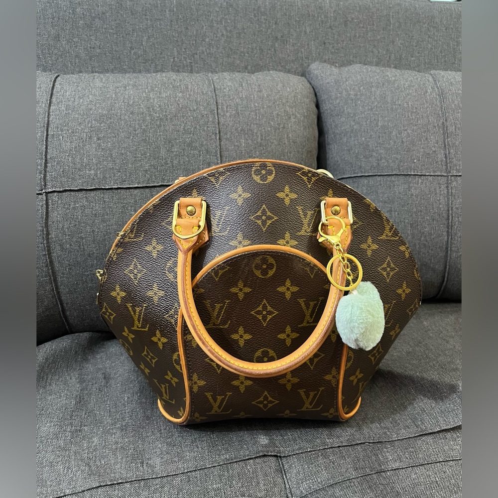 Louis Vuitton Ellipse PM